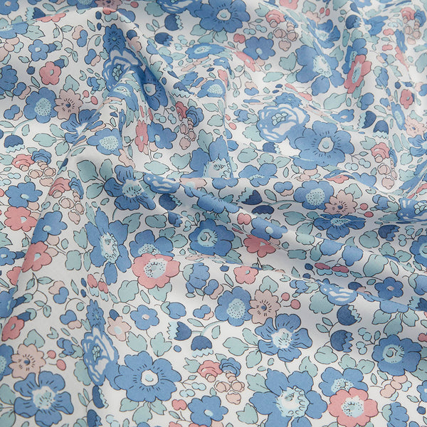 Liberty Fabrics ~ Betsy B Light Blue