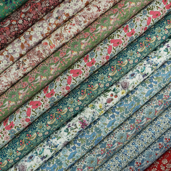 Liberty Fabrics ~ Poppy and Daisy Q Blue – Billow Fabrics
