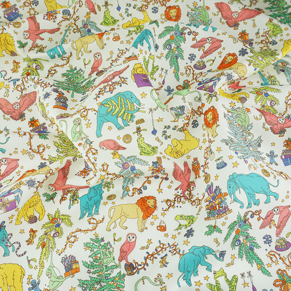 Liberty Fabrics  ~ Liberty Christmas S White