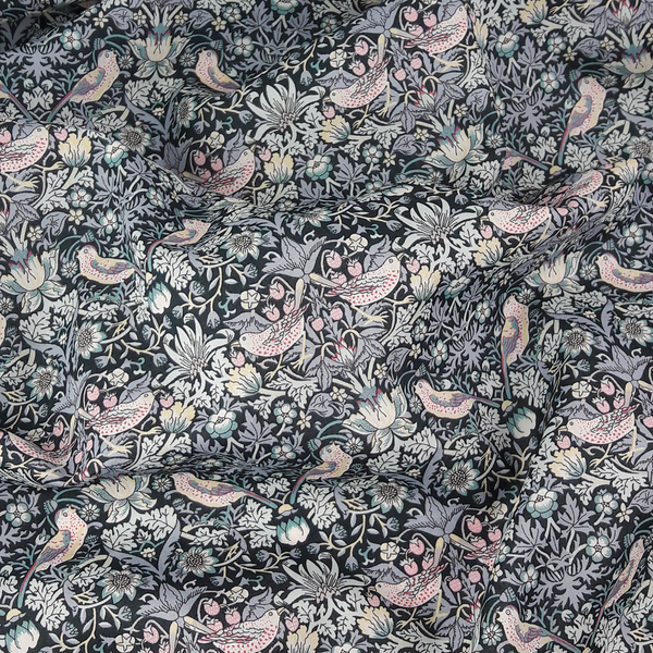 Liberty Fabrics ~ Strawberry Thief L Mint